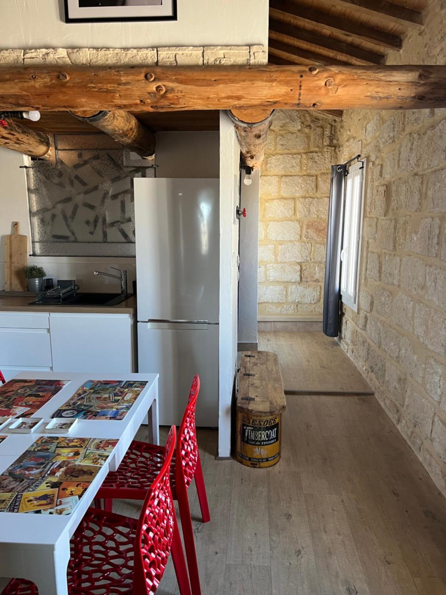 Apartamento El Mirèio Aigues-Mortes Exterior foto